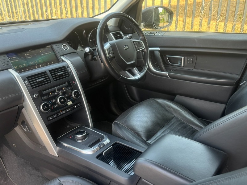 Land Rover Discovery Sport 2.0 Td4 Hse Luxury Black #5