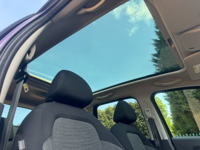 Citroen C3 Picasso Mpv White #20