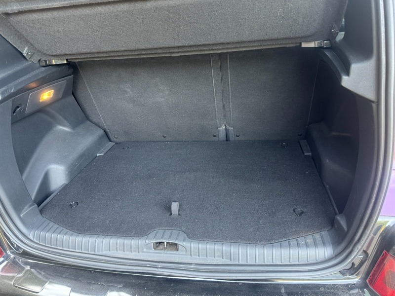 Citroen C3 Picasso Mpv White #9
