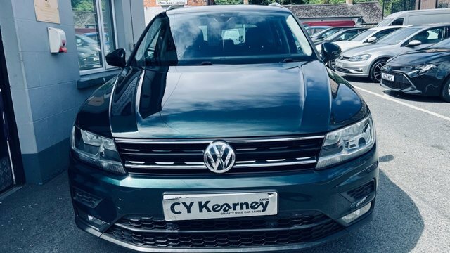 Volkswagen Tiguan Tdi Se Navigation Suv Green #4