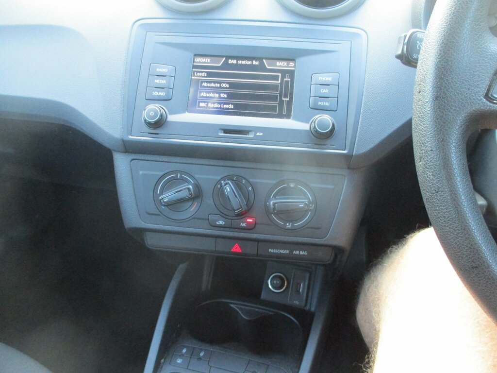 Seat Ibiza 1.2 Tsi 110 Fr Technology Red #21