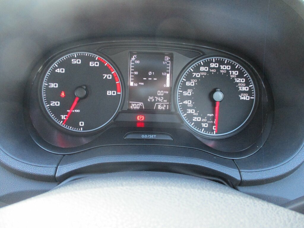 Seat Ibiza 1.2 Tsi 110 Fr Technology Red #19