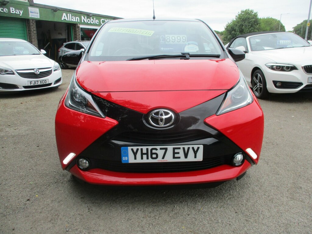Toyota Aygo 1.0 Vvt-i X-cite 4 Red Bi-tone Hatchback Petro YH67EVY Red #4