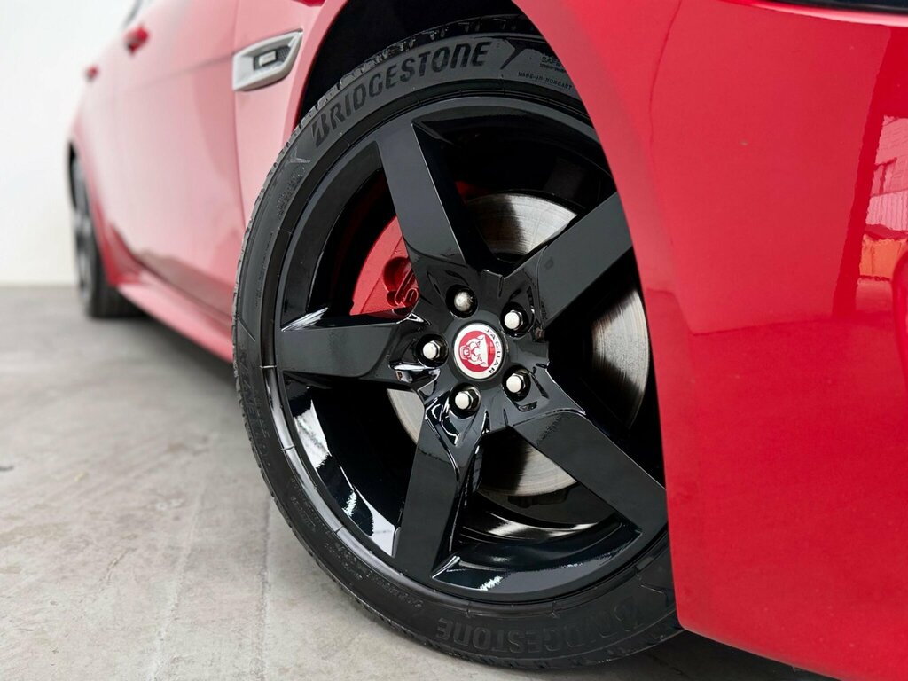 Jaguar XE 2.0I Gpf R-sport Euro 6 Ss LM68KBN Red #2