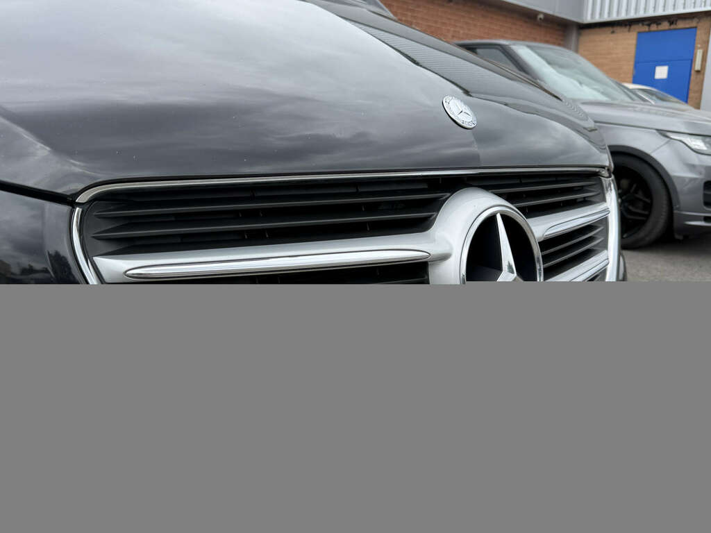 Mercedes-Benz V Class Mpv Blue #13