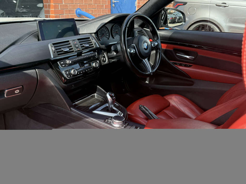 BMW M4 3.0 M4 Competition Edition Package White #4
