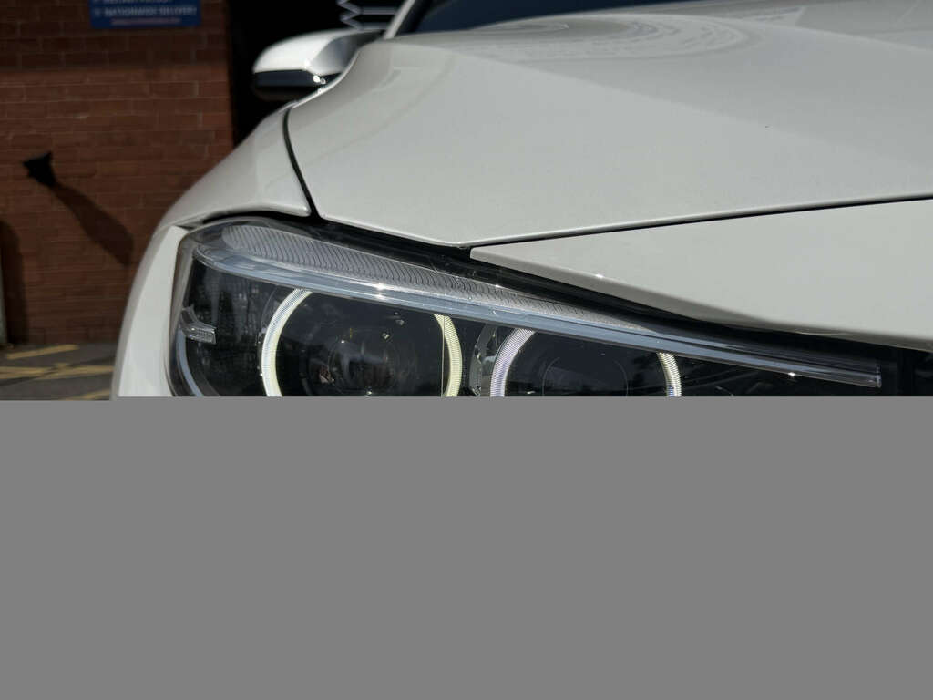 BMW M4 3.0 M4 Competition Edition Package White #2