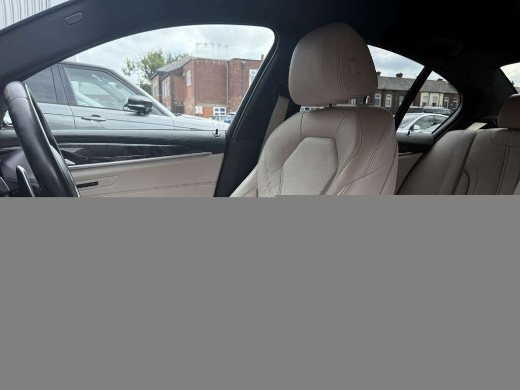 BMW 5 Series 2.0 520D M Sport Blue #4