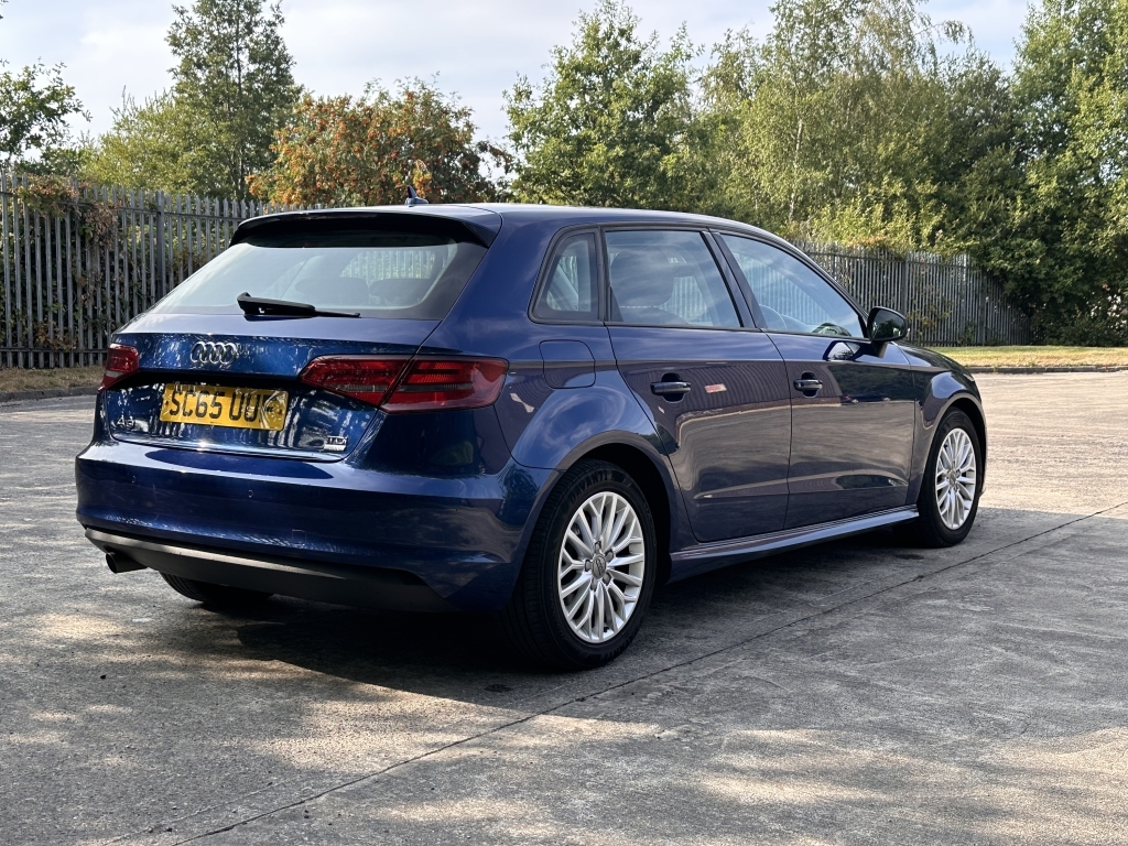 Audi A3 1.6 Tdi Ultra Se Technik Blue #5