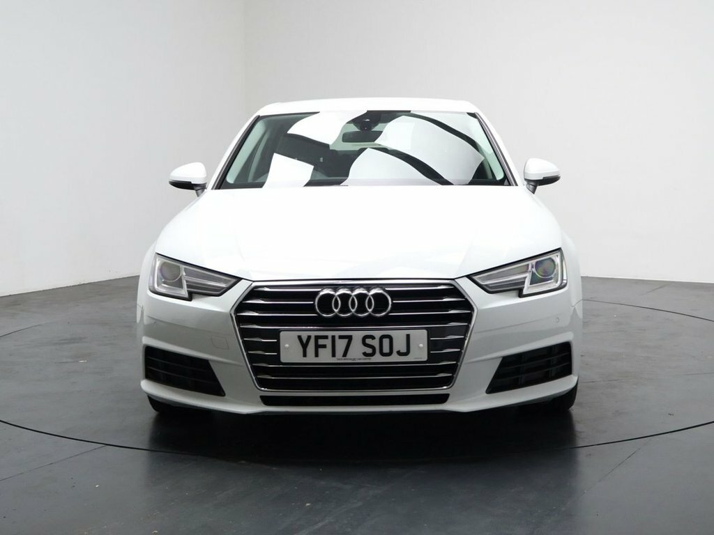 Audi A4 2L Se YF17SOJ White #4