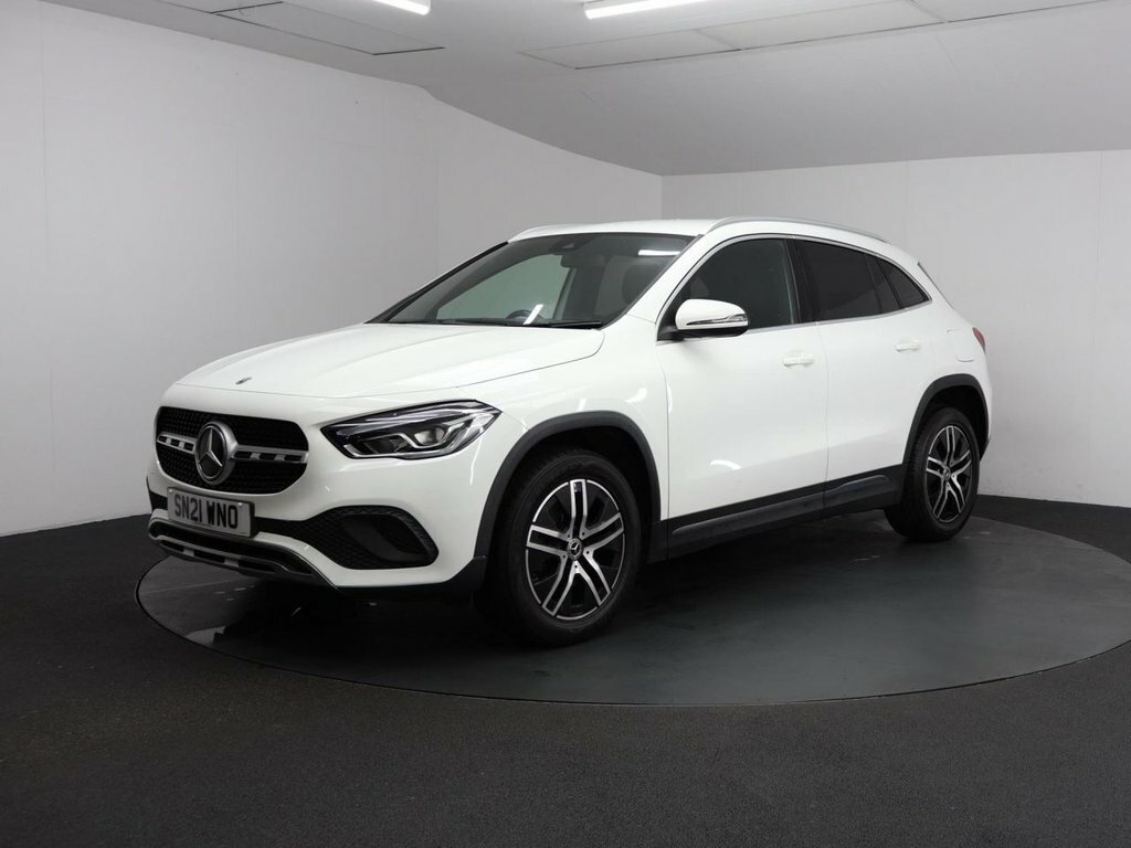 Mercedes-Benz GLA Class 1.3L Sport SN21WNO White #6