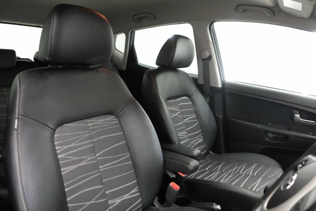 Kia Venga 1.6L 3 YK18LJW Silver #3