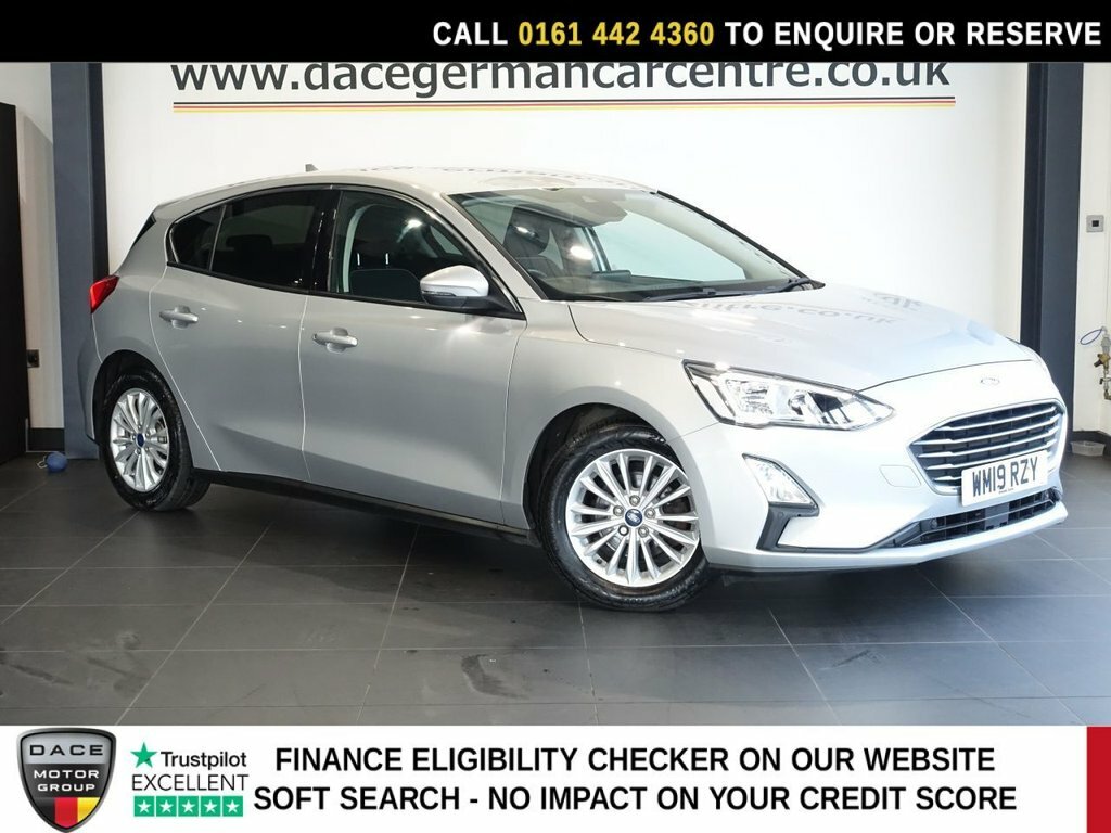 Ford Focus 1L Titanium WM19RZY Silver
