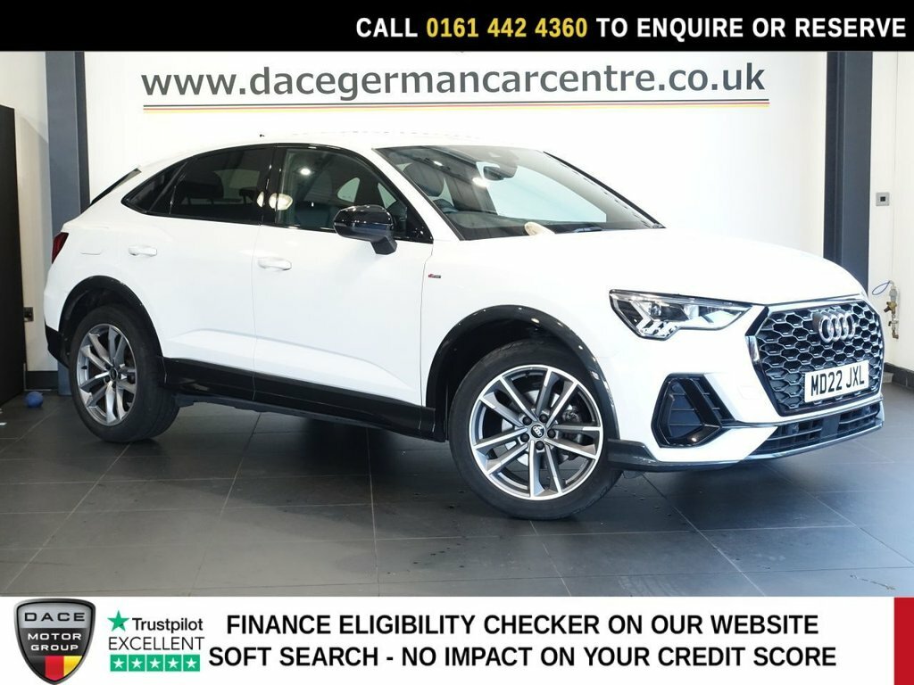 Audi Q3 1.5L Black Edition White