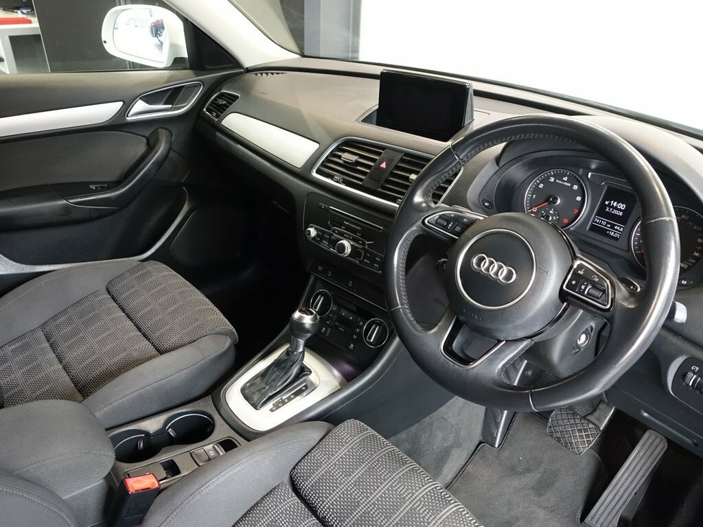 Audi Q3 1.4L Sport OU18VVY White #2