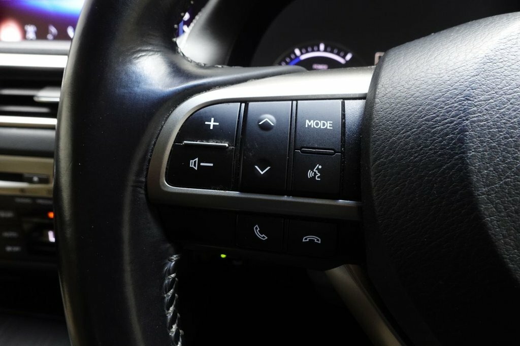 Lexus GS 2.5 300H F Sport Cvt Euro 6 Ss White #23