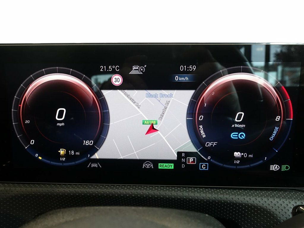 Mercedes-Benz CLA Class 1.3L Amg Line MV22JWP White #3