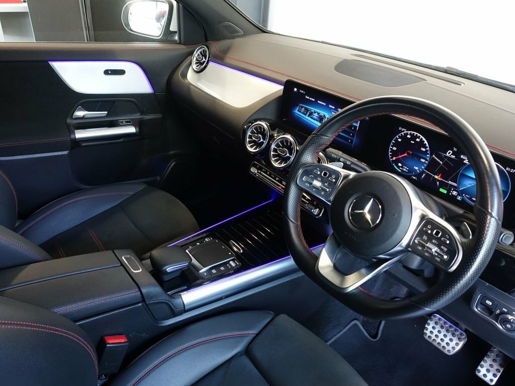 Mercedes-Benz EQA Suv White