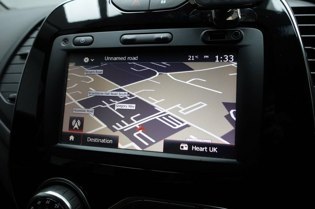 Renault Captur 0.9L Dynamique S Nav NX67JXN Orange #2