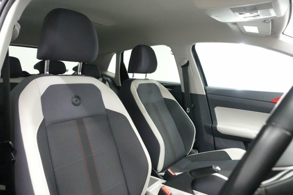 Volkswagen Polo 1L Beats Black