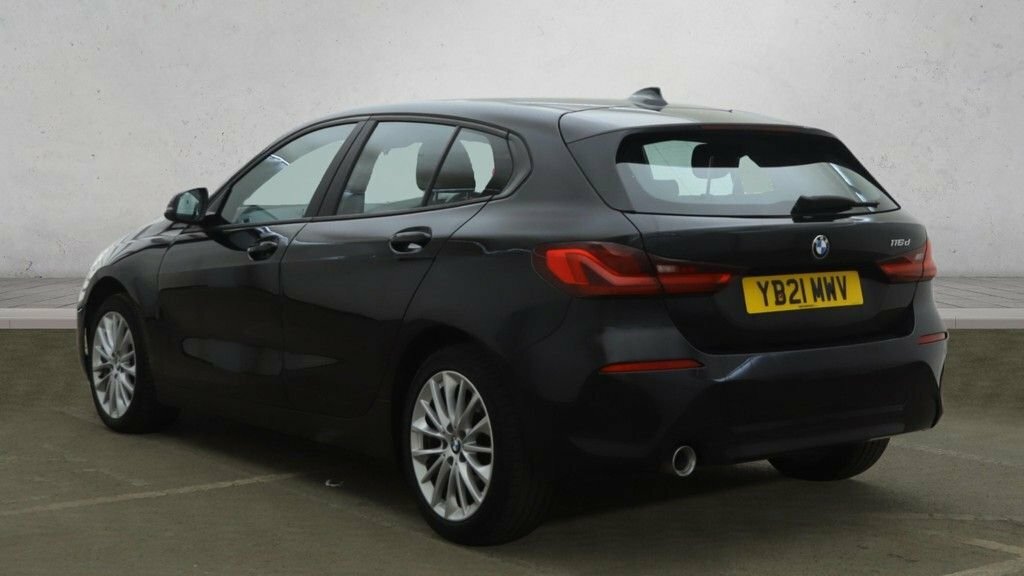 BMW 1 Series 1.5L Se YB21MWV Black #5