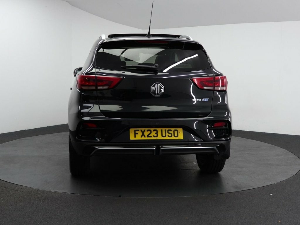 MG ZS Suv FX23USO Black #5