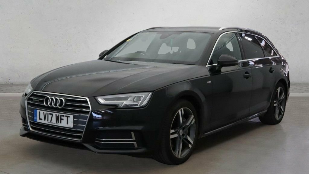 Audi A4 Avant 2L S Line Black #4