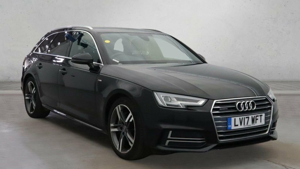Audi A4 Avant 2L S Line Black