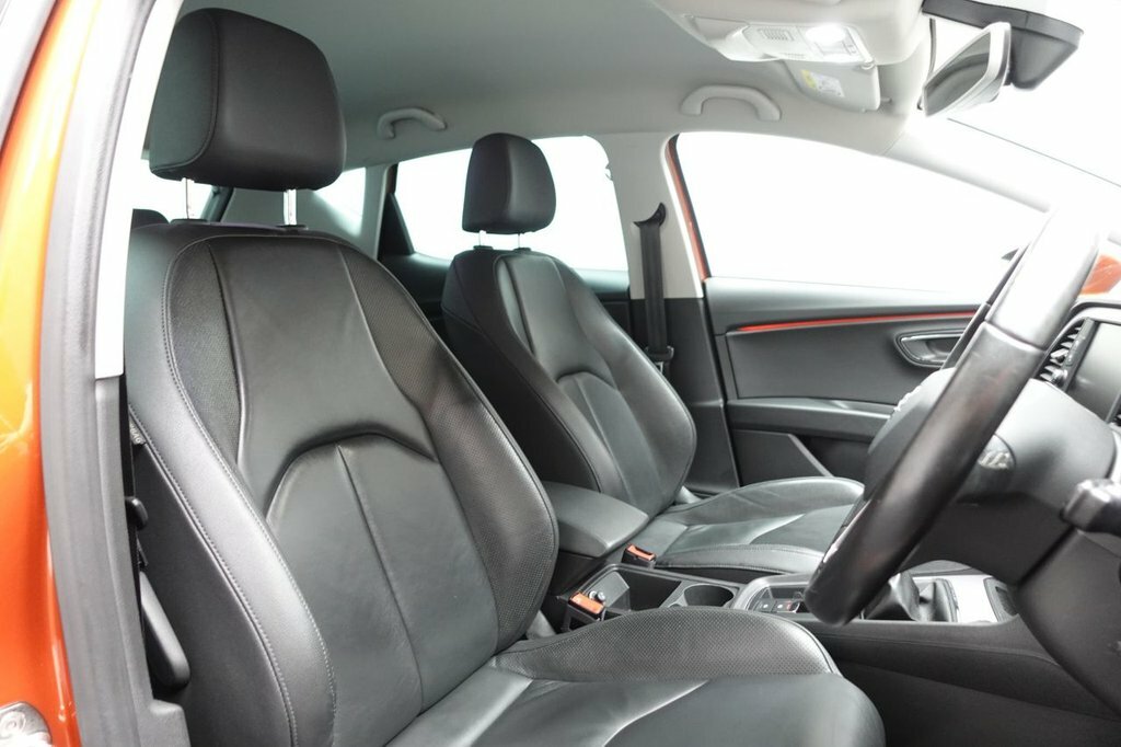 Seat Leon 1.5L Xcellence YL19WHU Orange #3