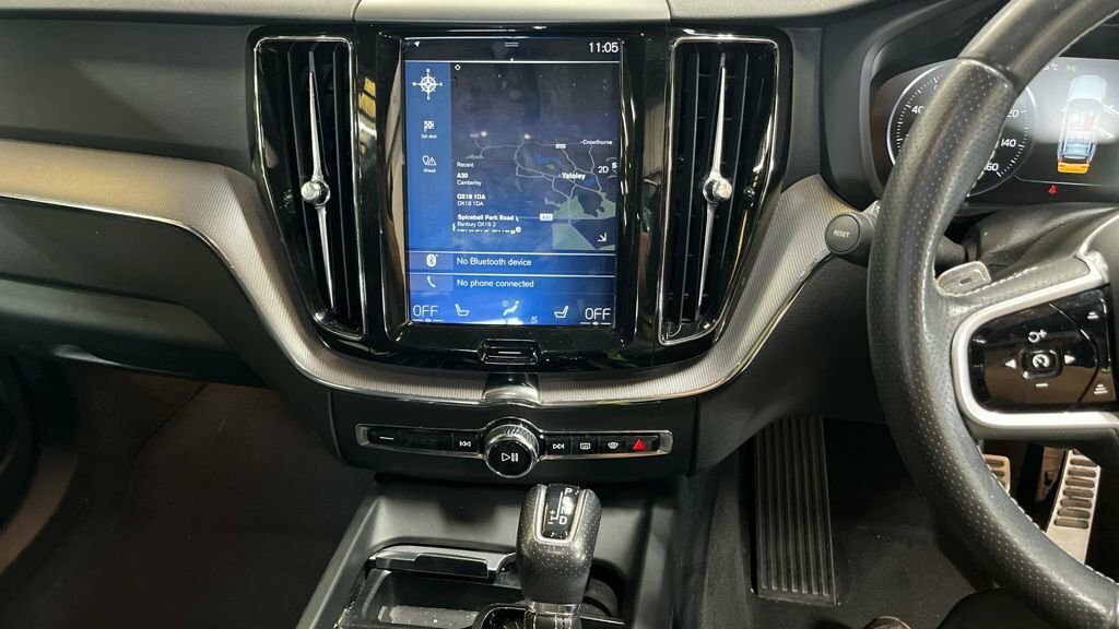 Volvo XC60 2L R-design Grey #2