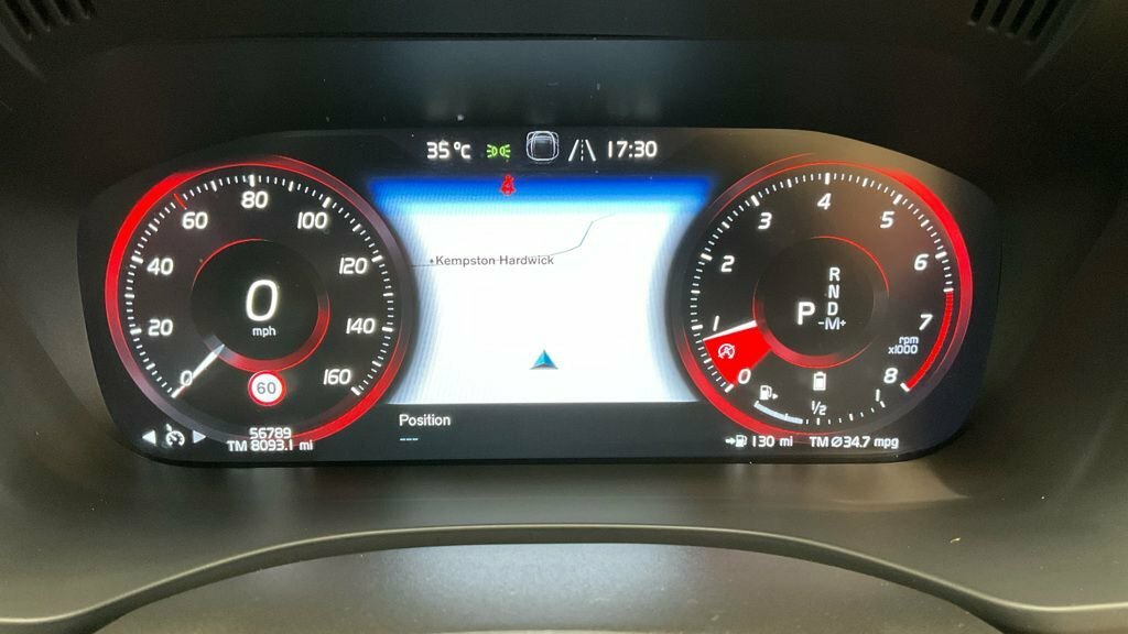 Volvo XC60 2.0 B5 Mhev Momentum Suv Hybrid Eu Black #8