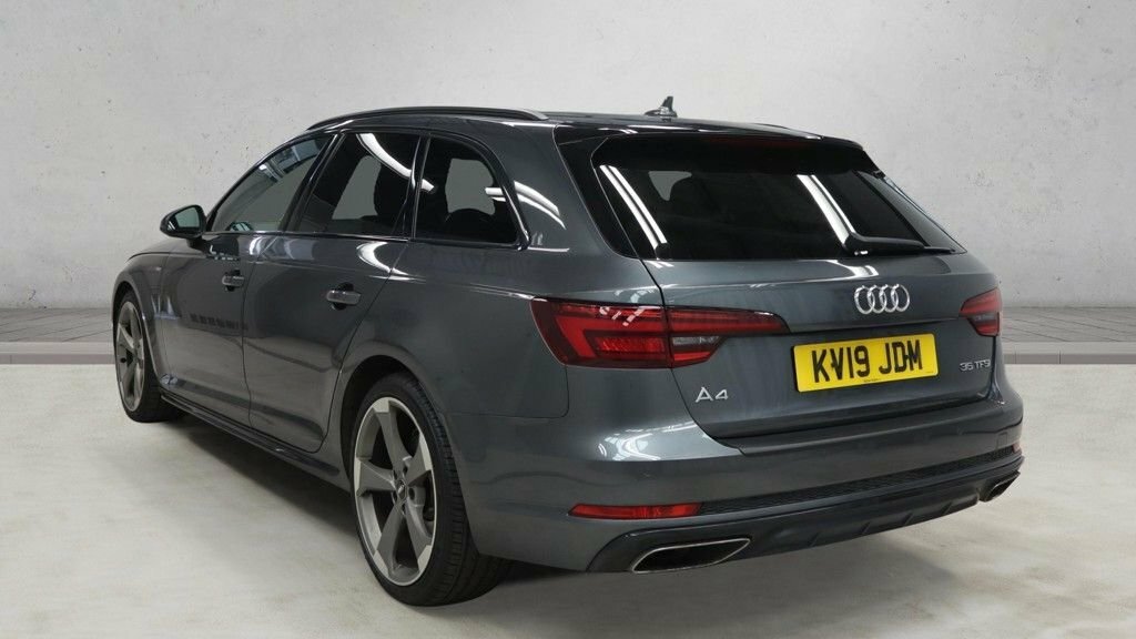 Audi A4 Avant 2L Black Edition Grey #5