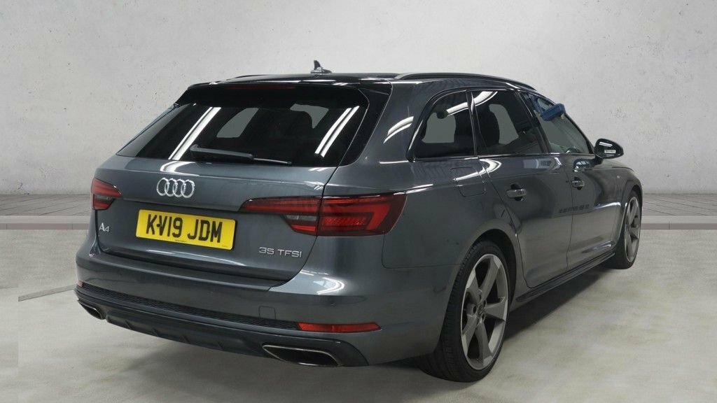 Audi A4 Avant 2L Black Edition Grey #6