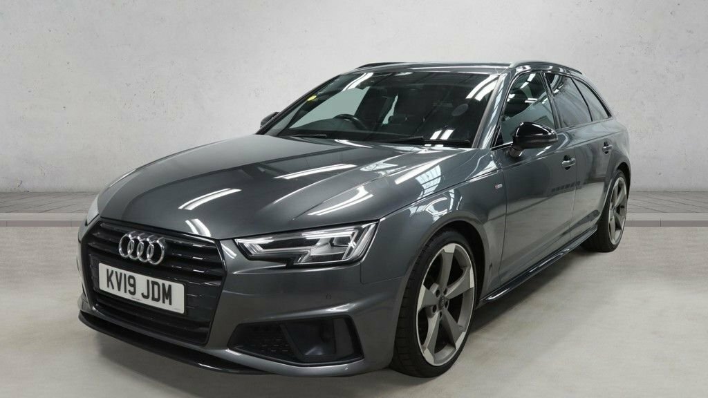 Audi A4 Avant 2L Black Edition Grey #4