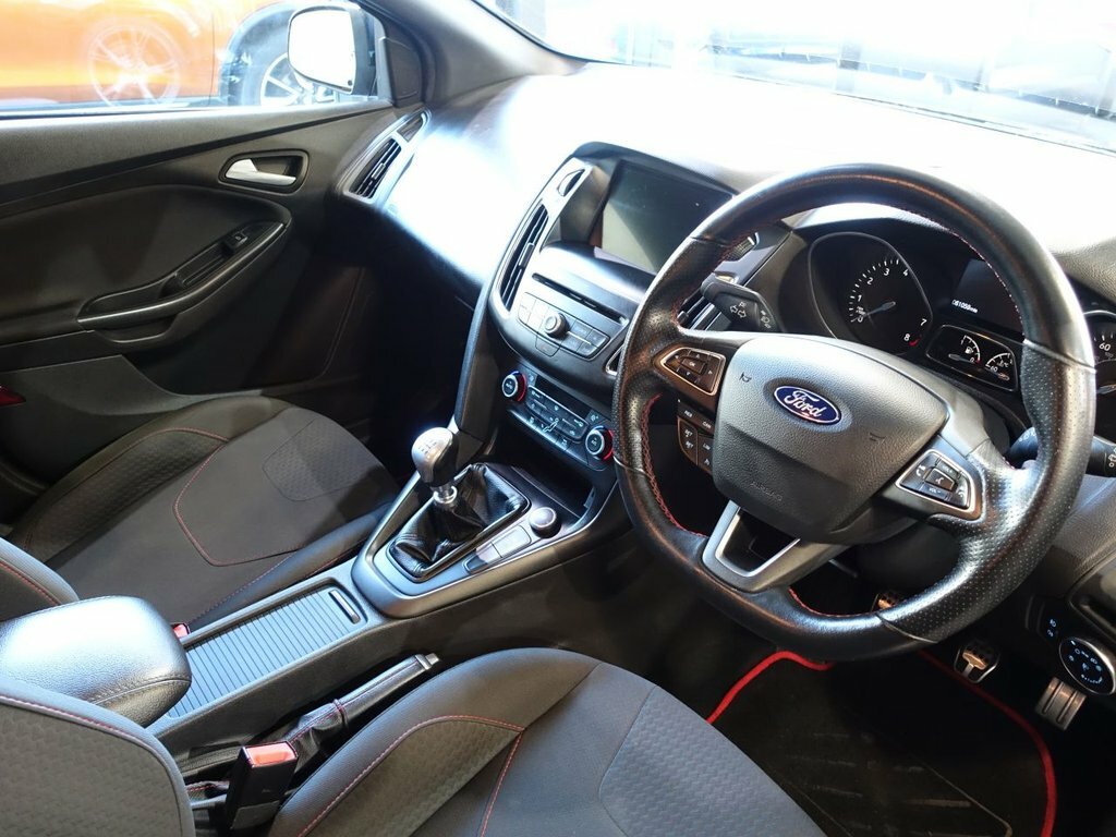 Ford Focus 1L St-line X NU18LZO Black #2