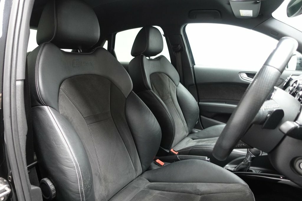 Audi A1 1.4L Black Edition KW67KFP Black #3