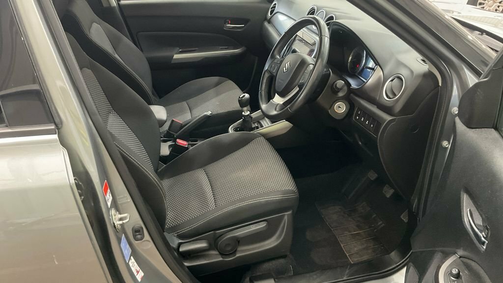 Suzuki Vitara 1.4L Sz-t Grey #2