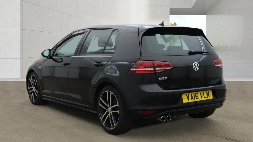 Volkswagen Golf 2L Gtd VA16VLM Black #4