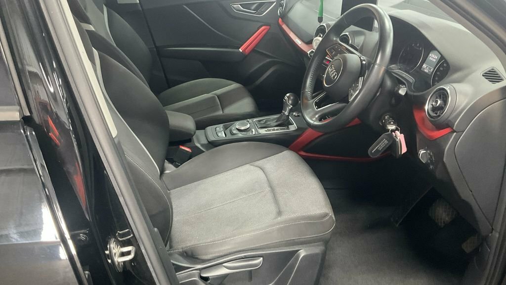 Audi Q2 1.5L Sport KE19AWW Black #3