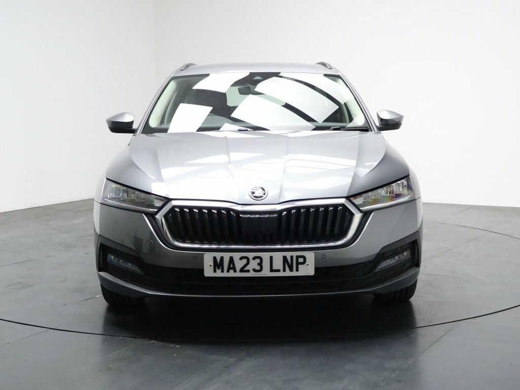 Skoda Octavia 2L Se Technology Grey #3