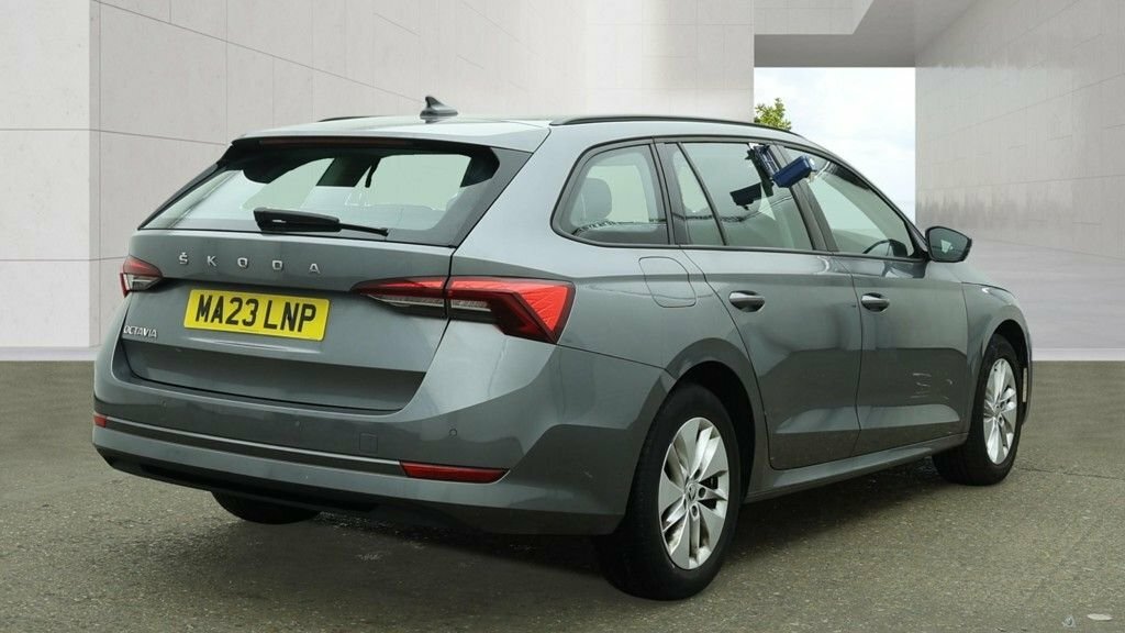Skoda Octavia 2L Se Technology Grey #3
