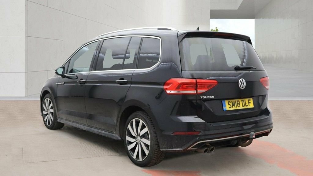 Volkswagen Touran 2L R-line Black #3