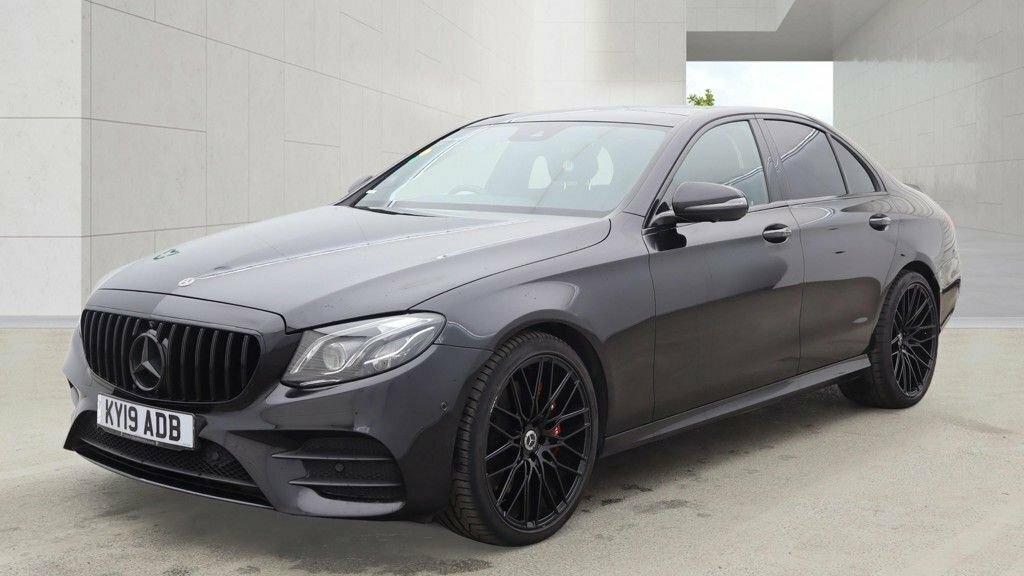 Mercedes-Benz E Class 2.9L Amg Line Black #3