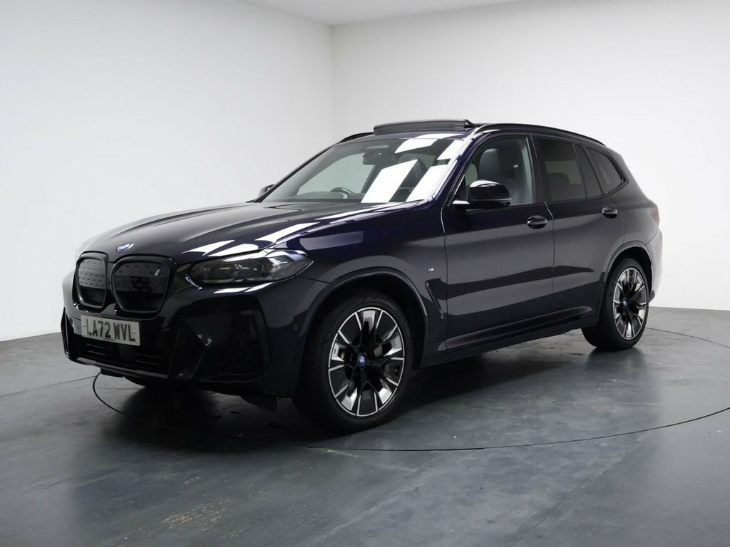 BMW iX3 Suv LA72WVL Black #5