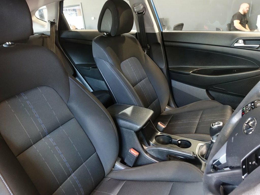 Hyundai Tucson 1.7L S BU18GXB Blue #2