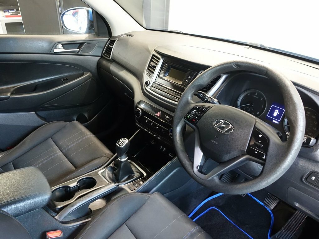 Hyundai Tucson 1.7L S Blue