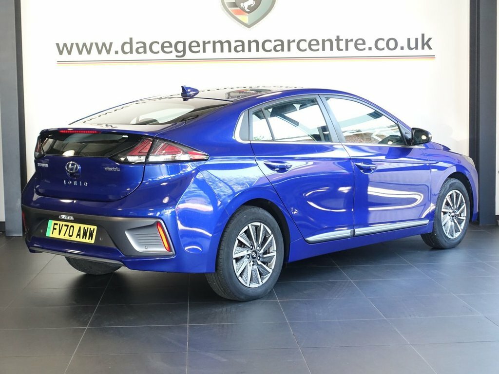 Hyundai Ioniq Hatchback Blue #4