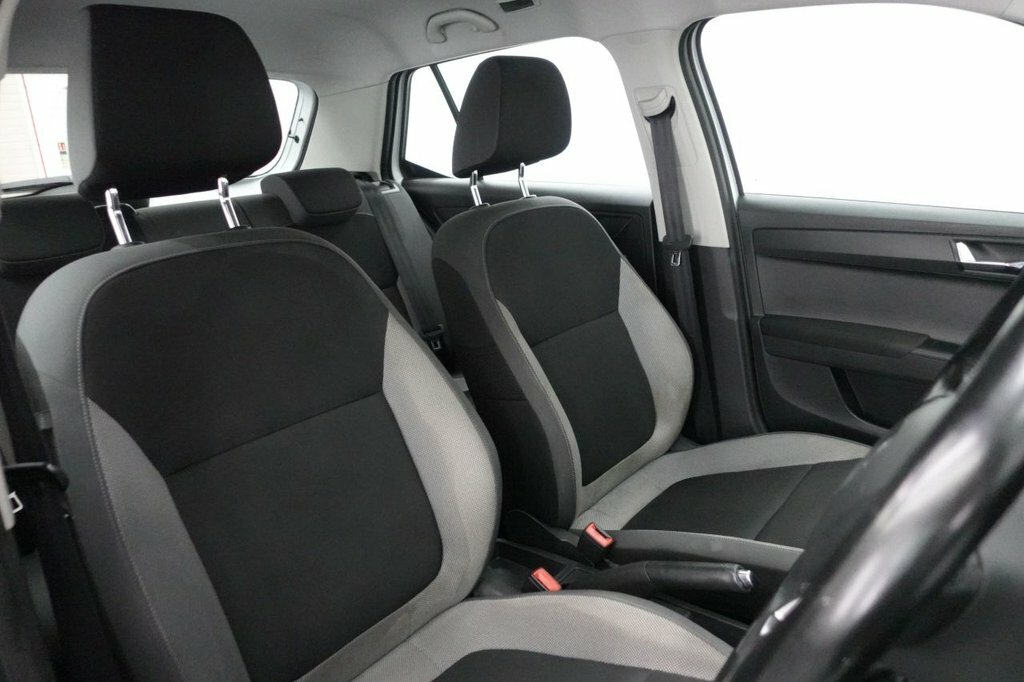 Skoda Fabia 1.4L Se White #3