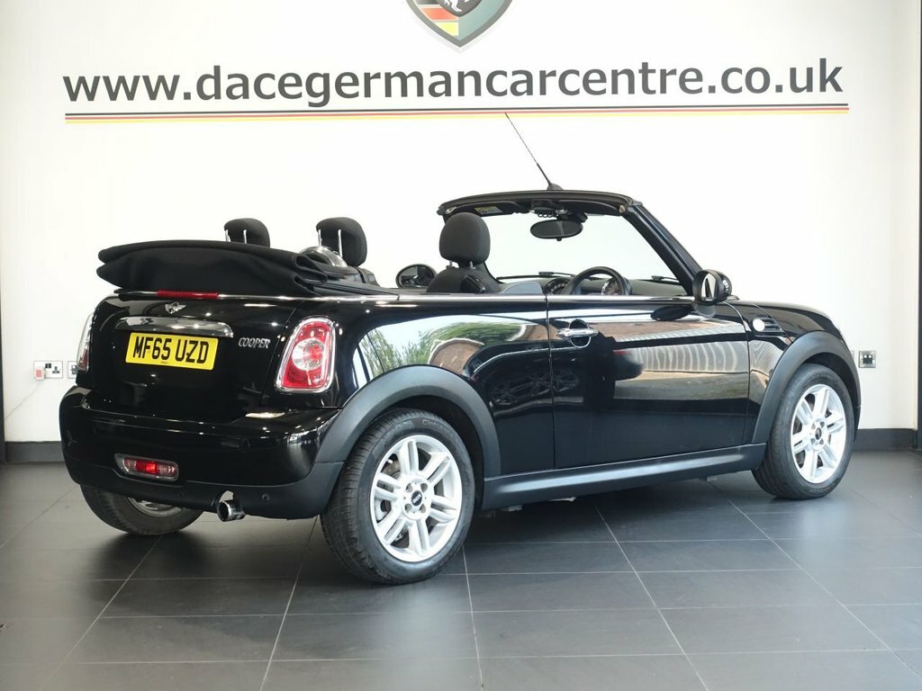 Mini Convertible Cooper Red #4