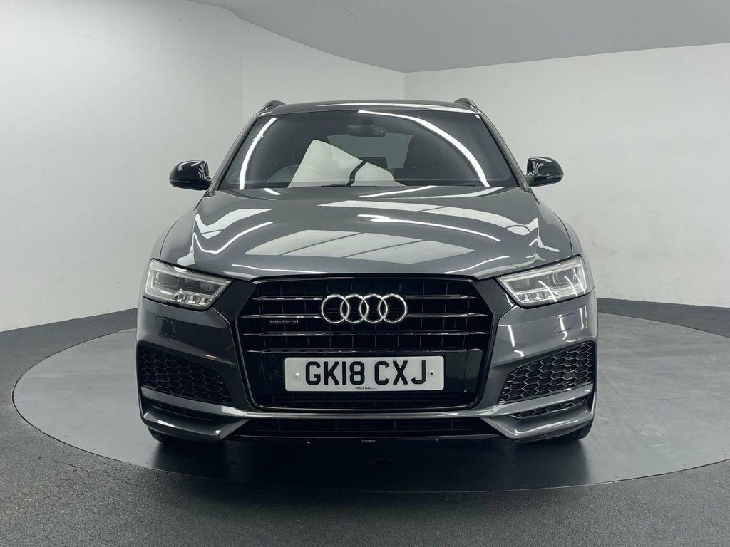 Audi Q3 2L Black Edition Grey #4